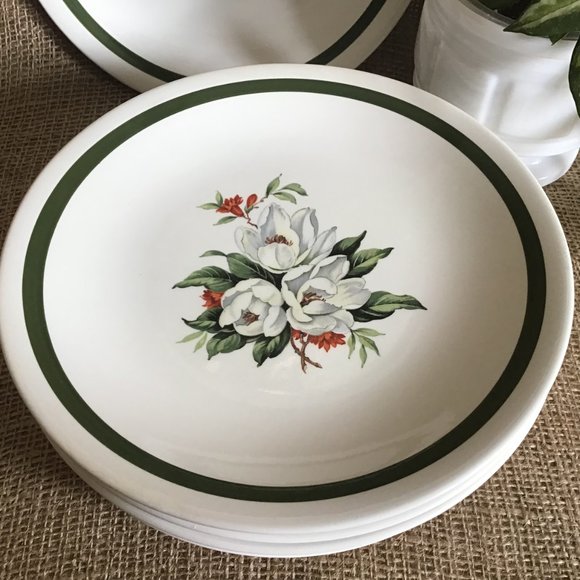 Wedgwood Dinner Plates Set of 8 Vintage - Picture 2 of 5